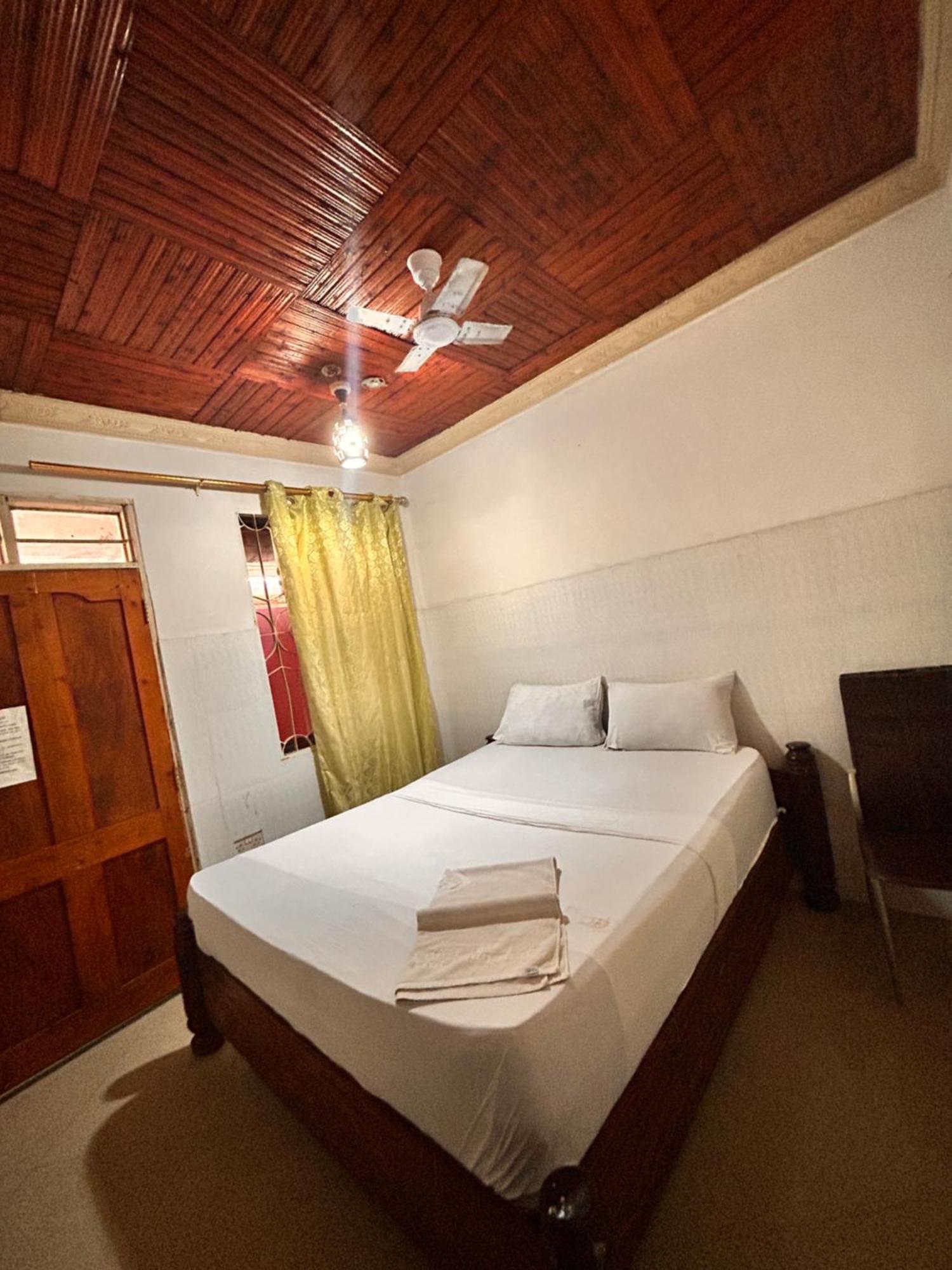 Tanpak Gardens Bnb Bed & Breakfast Darüsselam Dış mekan fotoğraf