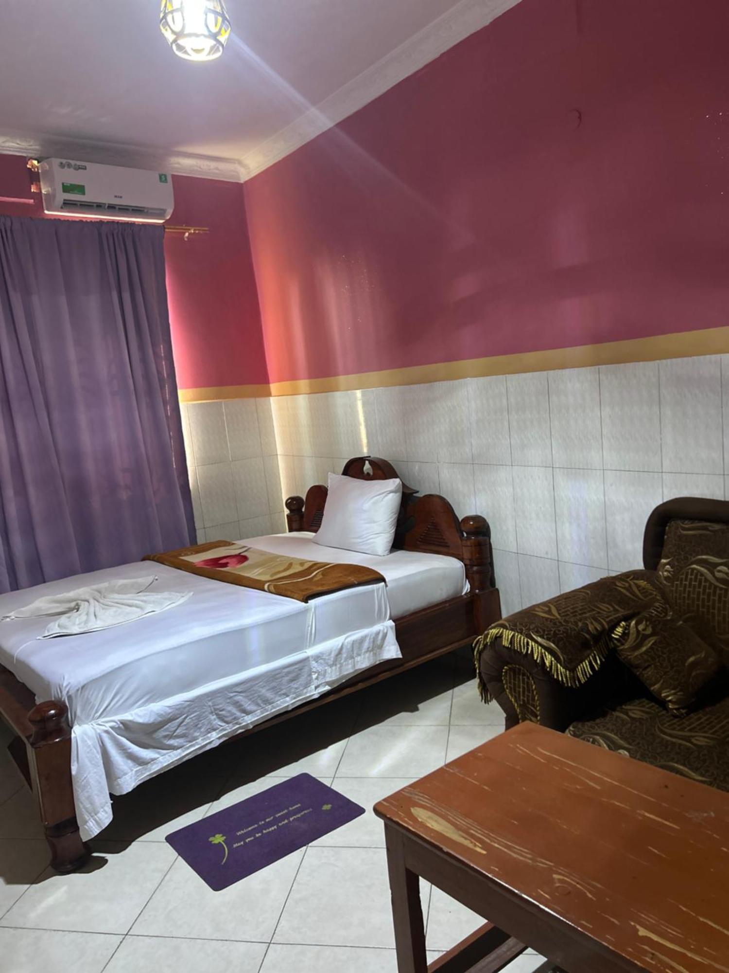 Tanpak Gardens Bnb Bed & Breakfast Darüsselam Dış mekan fotoğraf